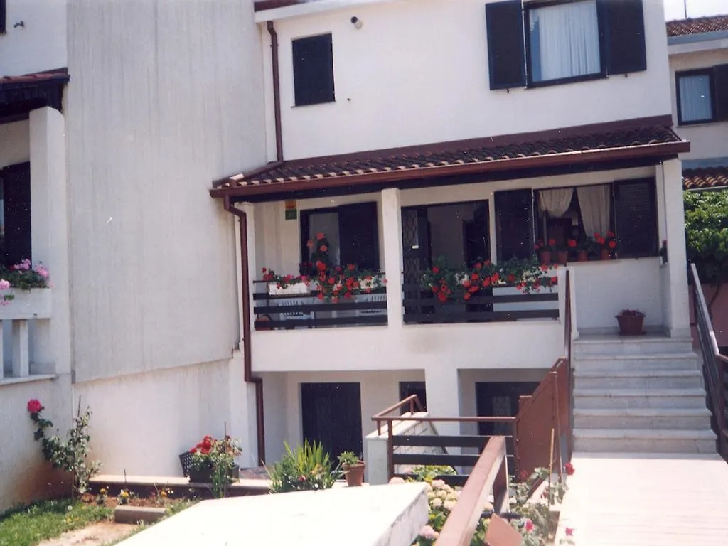 Studio Apartment Pula Near Sea 2 Pjescana Uvala